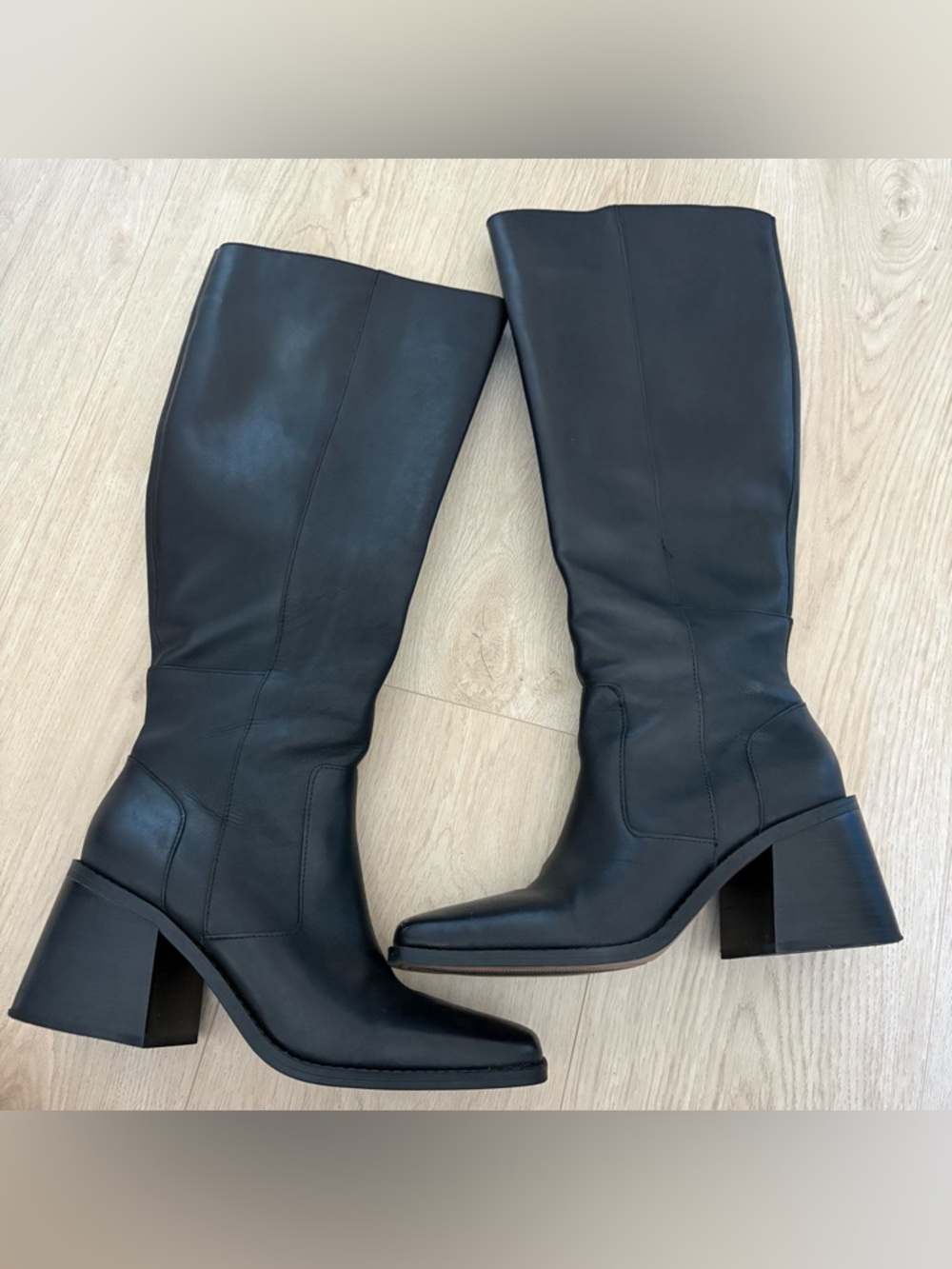 Vince Camuto Black Leather Seshon Boots
